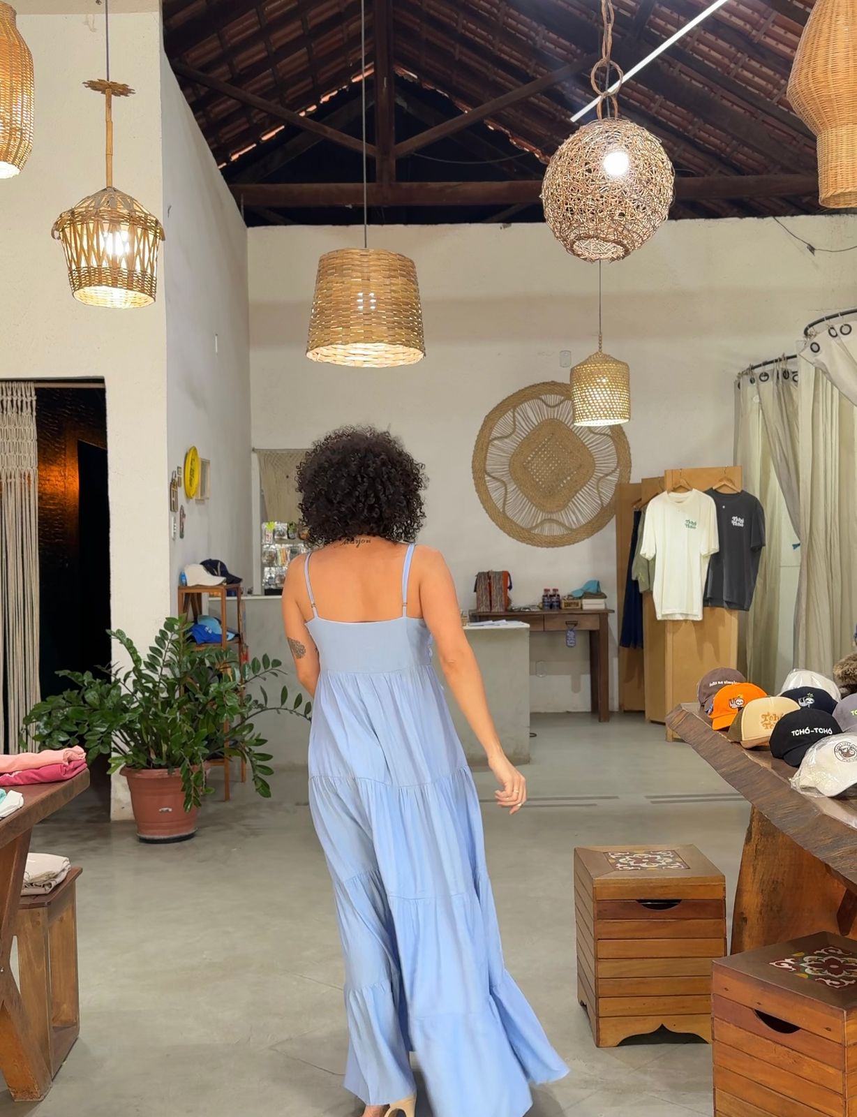 Vestido Longo camadas azul bebê