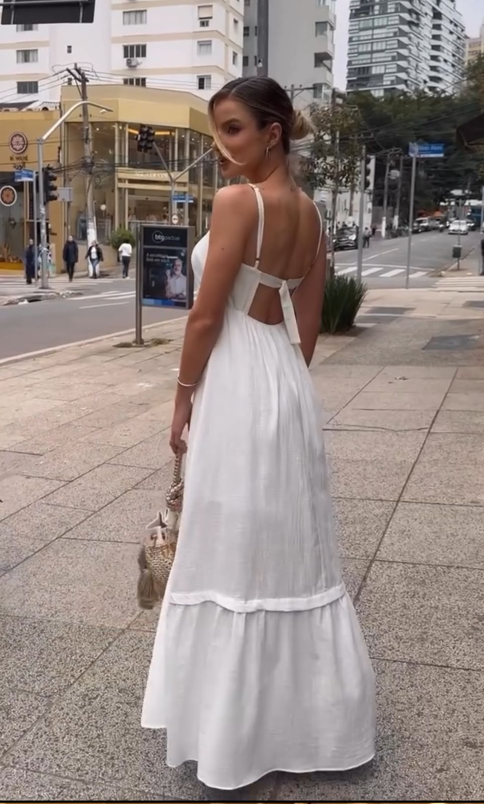 Vestido Branco - tam G