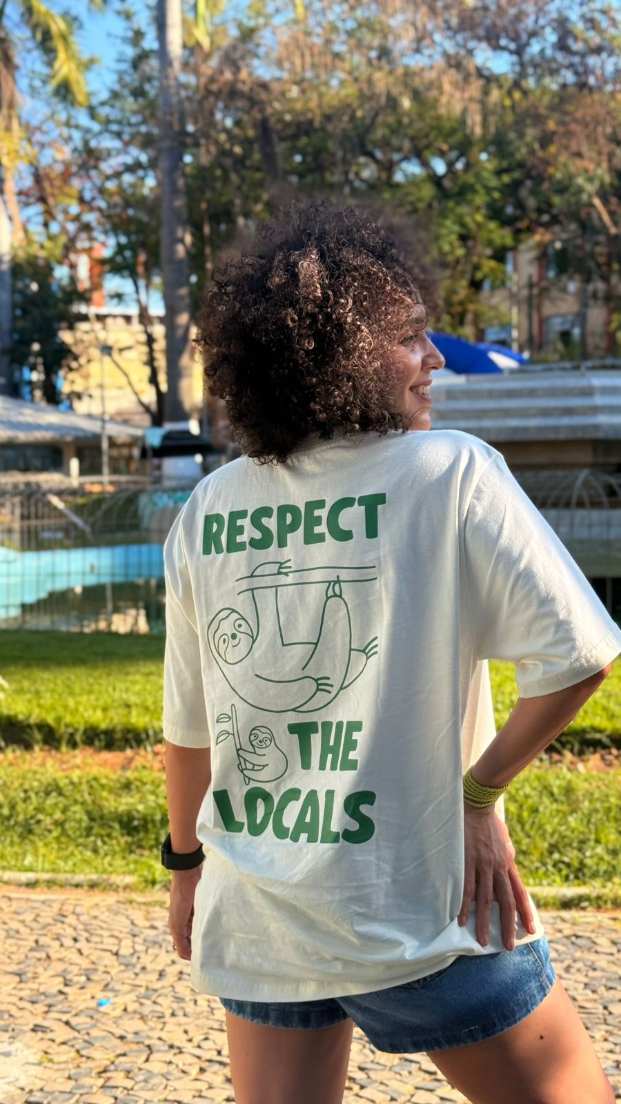 Camisa OVERSIZED - Tchó-Tchó Respect the Locals