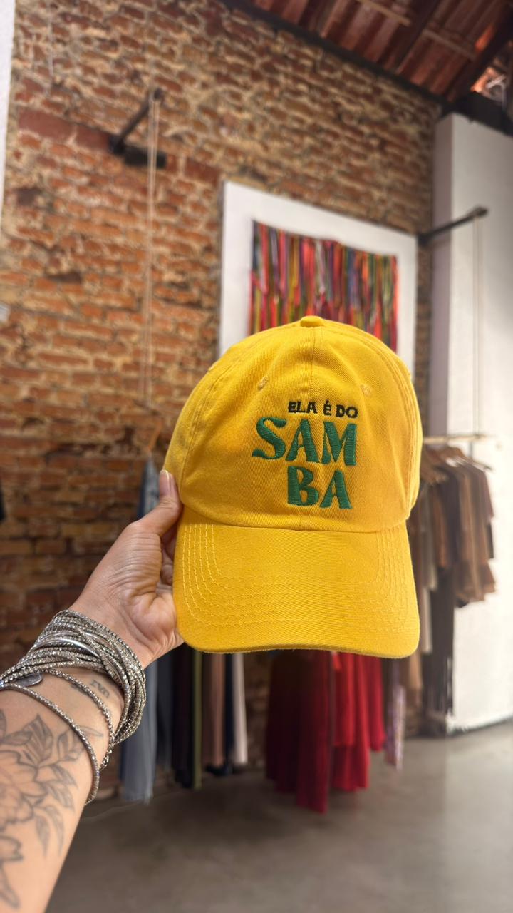 BONÉ ELA É DO SAMBA